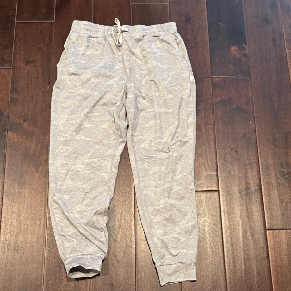 Vuori Light Gray Camo Jogger Pants